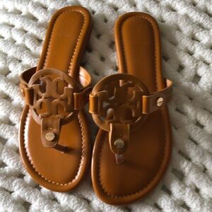 Designer inspired camel color, gold stud,size 8 flat sandals. Faux leather. NWOT